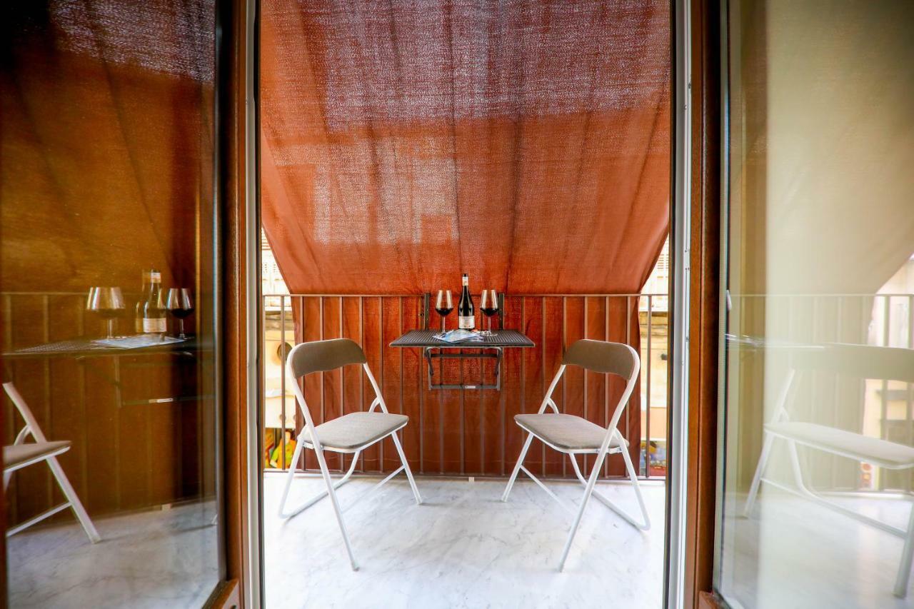 Casa Ruggero Apartment เชฟาลู ภายนอก รูปภาพ